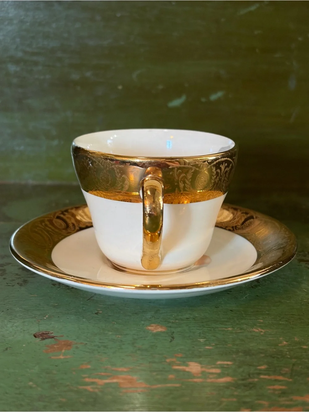 Vintage- CAPSCO George & Martha Washington Souvenir Teacup & Saucer 22k Gold